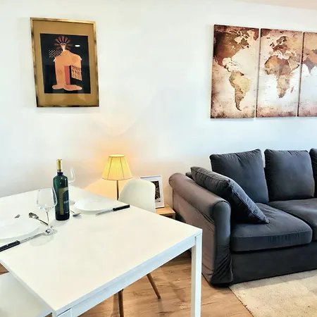 Apartment Lovely World - La Nogalera *